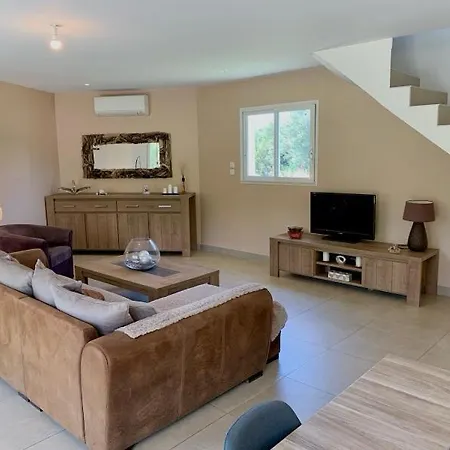 Вилла Villa Petreto