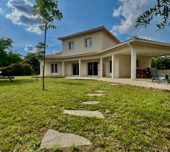 ヴィラ Villa Petreto *